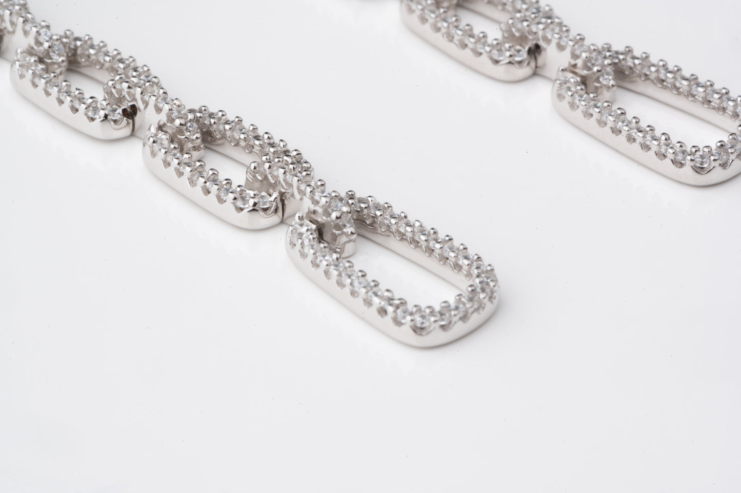 The Chain Drops
